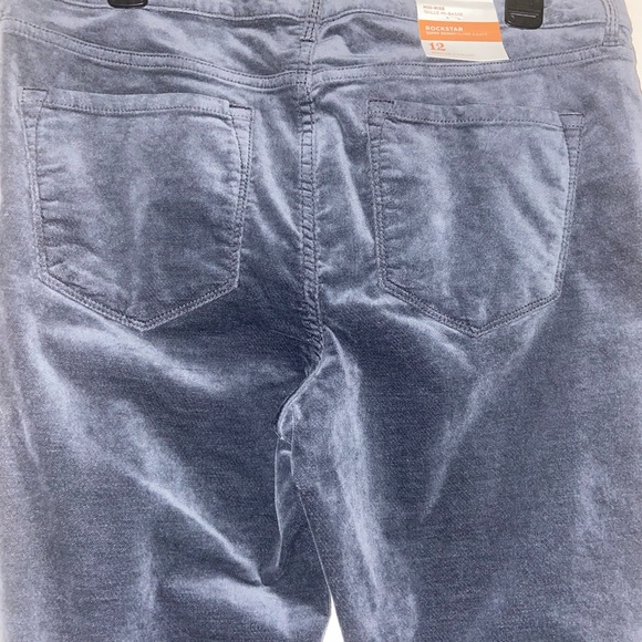 NWT Grey Rockstar Velvet-Touch Old Navy Pants - Size 12 - Picture 1 of 5